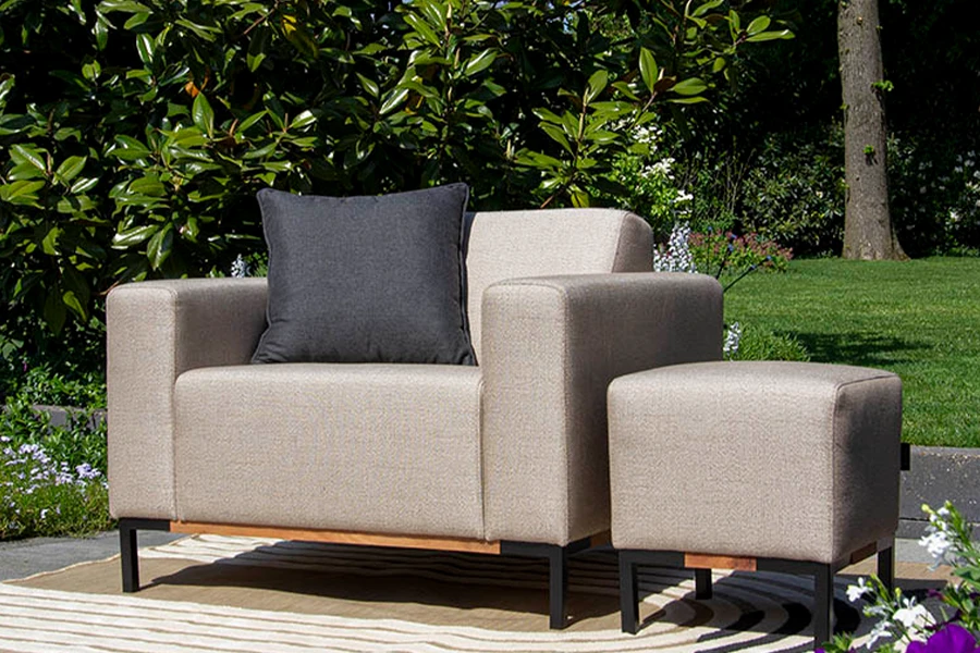 urbansofa_marbella_fauteuil_hocker_sunbrella_savana_coconut